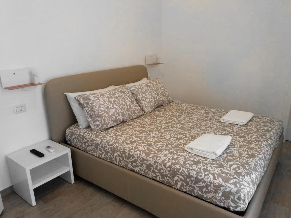 Le Tre Casuzze Apartment Syracuse ภายนอก รูปภาพ